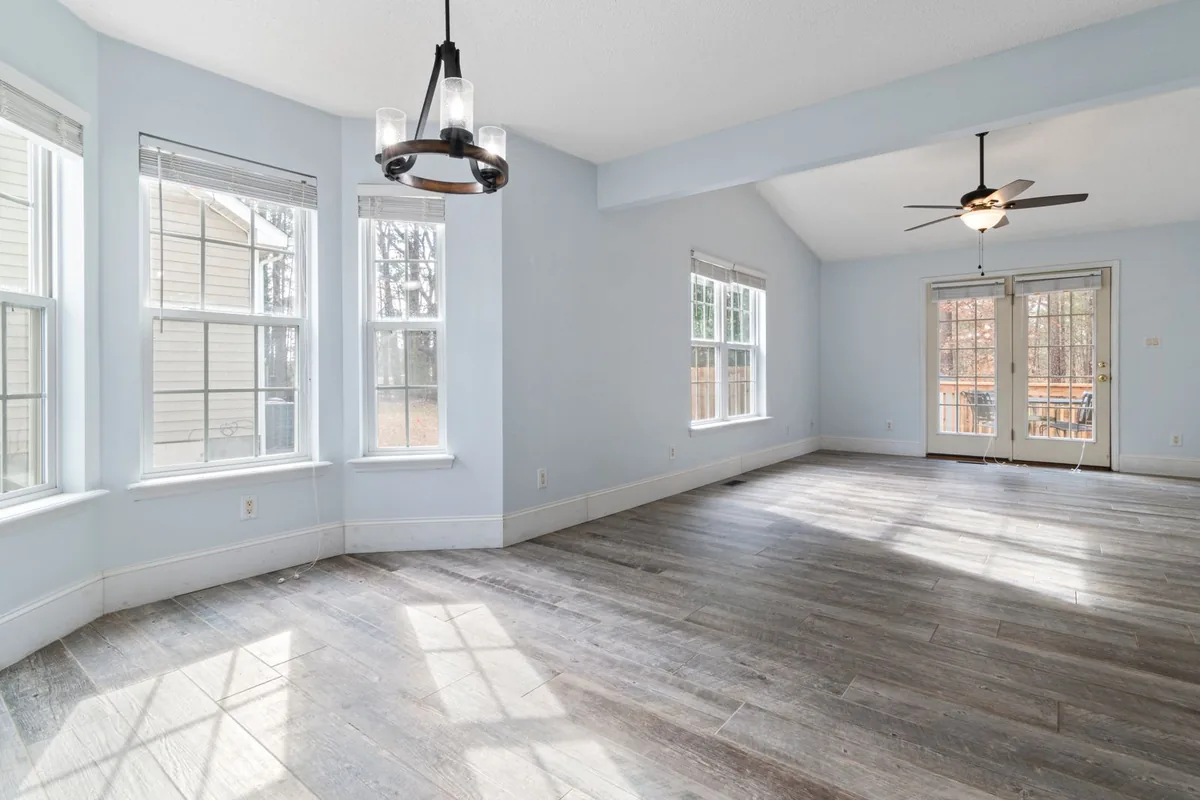 Clean, safe room after biohazard cleanup in Westchester Square, New York, NY